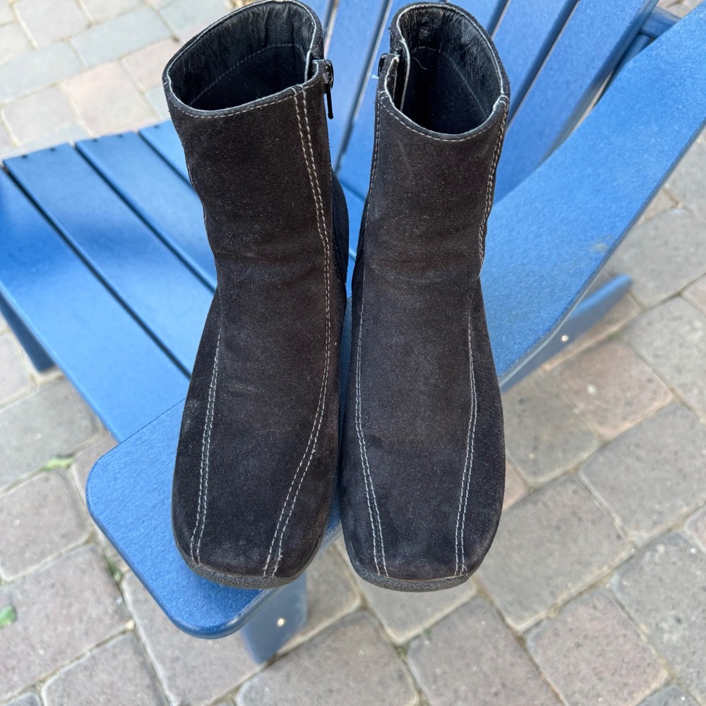 Clarks Women Black Suede Square Toe Ankle Boots Side Zip 75171 Size 7M
